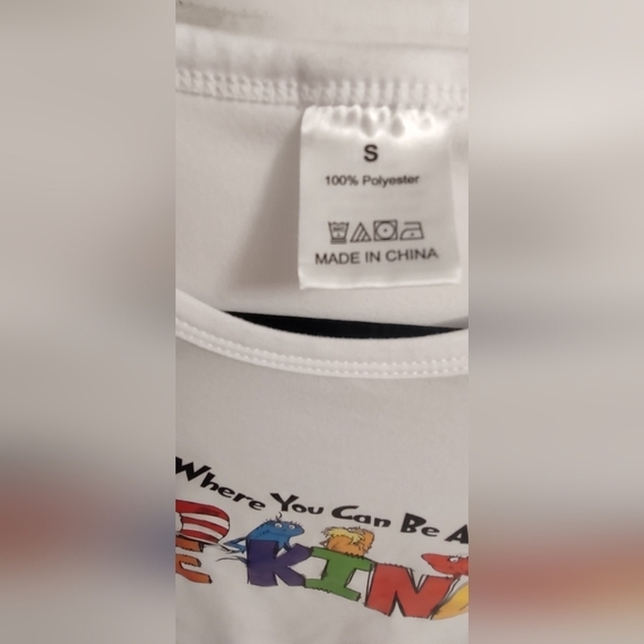 Dr. Seuss' Be Kind T-Shirt - Picture 3 of 5